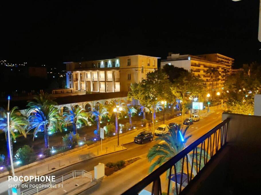 Etoile Cosy 2 P, Tout Confort, 10 Min Croisette Cannes Buitenkant foto